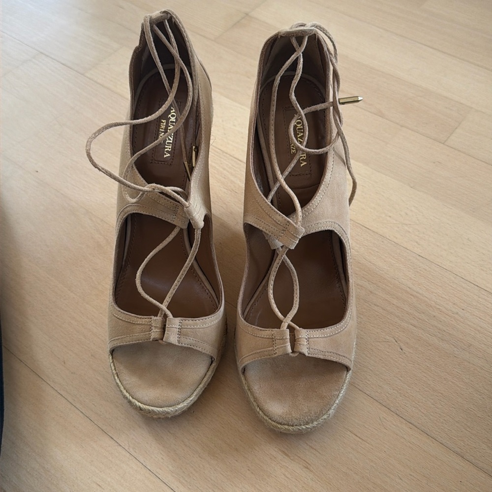 Beautiful Aquazzura Christy wedge suede sandals for the summer